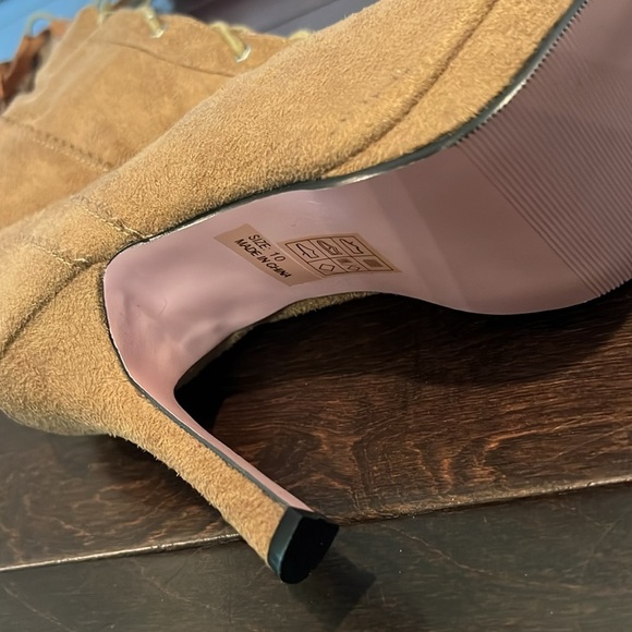 Leg Avenue Boots 10 NIB - Picture 4 of 10